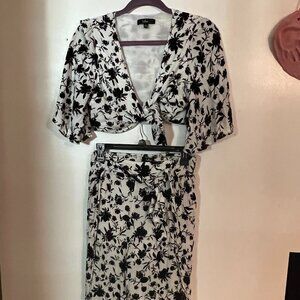 Lulus Breezy Beauty White Floral Print Tie-Front Crop Top and Flyaway Pants